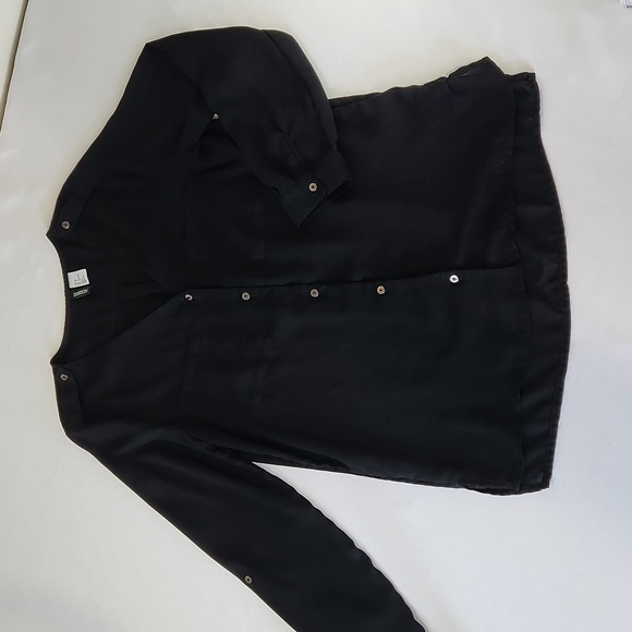 Divided black chiffon blouse. Size 6 - Picture 4 of 9